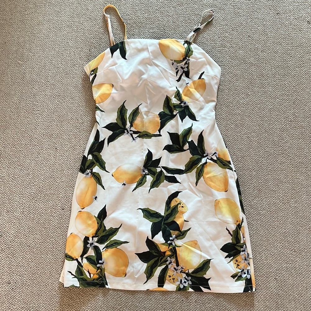Lemon dress